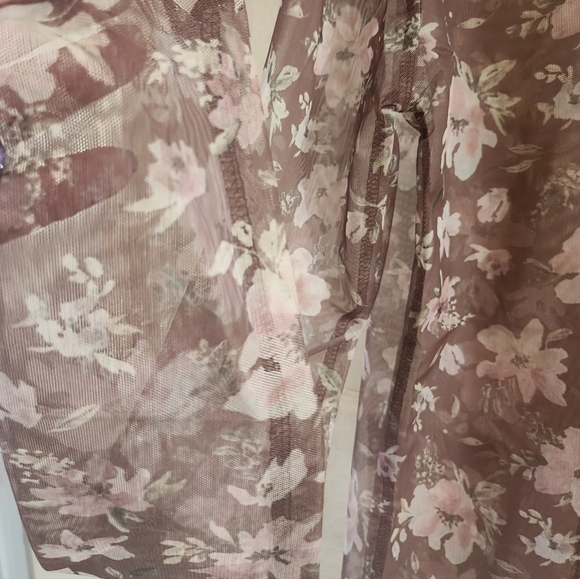 NWT New In Floral Mesh L/S Top Chocolate Brown Pastel Pink Size Small Balletcore - Picture 4 of 6